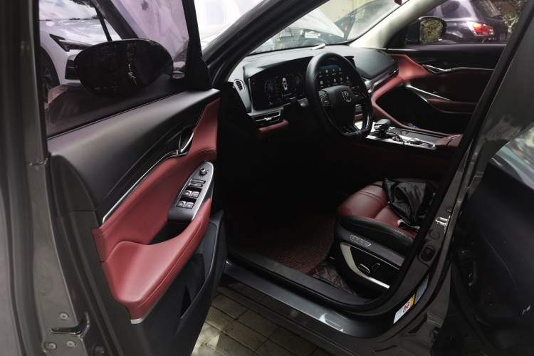 Used CHANGAN CS75 PLUS 2020 2.0T Automatic Flagship Edition Driver Seat