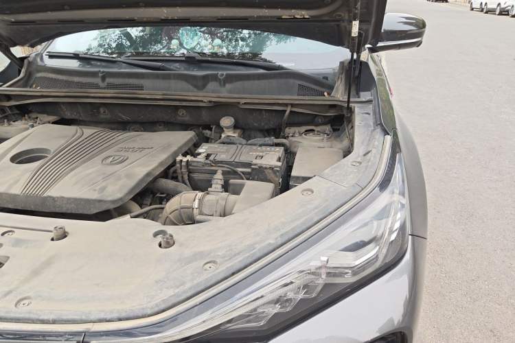 Used CHANGAN CS75 PLUS 2020 2.0T Automatic Flagship Edition Engine Bay Left