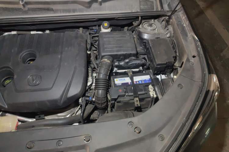 Used CHANGAN CS75 PLUS 2020 1.5T Automatic Prestige Edition Engine Bay Left