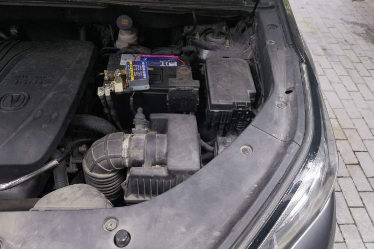 Used CHANGAN CS75 PLUS 2020 2.0T Automatic Flagship Edition Engine Bay Left