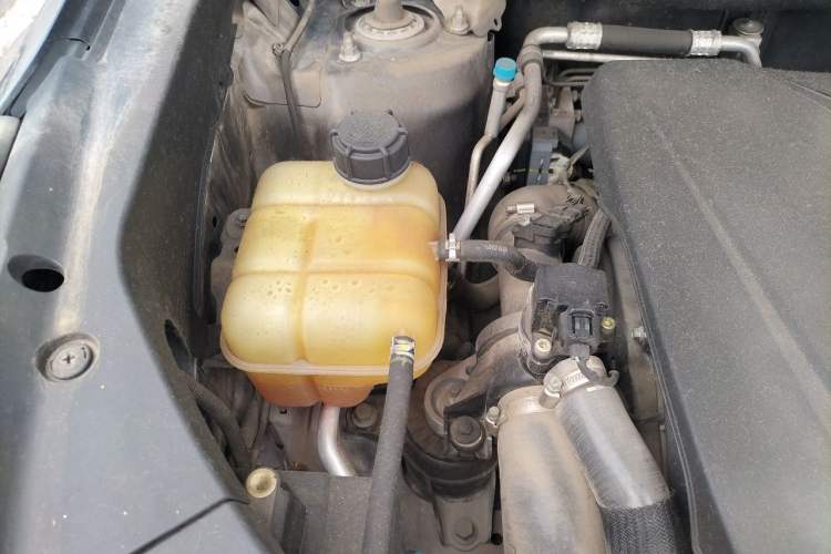 Used CHANGAN CS75 PLUS 2020 2.0T Automatic Pilot Version Engine Bay Right