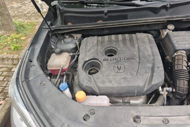 Used CHANGAN CS75 PLUS 2020 1.5T Automatic Prestige Edition Engine Bay Right