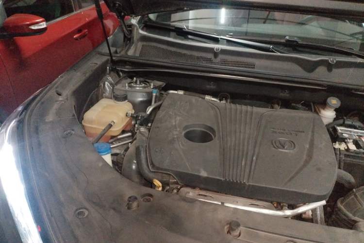 Used CHANGAN CS75 PLUS 2020 2.0T Automatic Flagship Edition Engine Bay Right