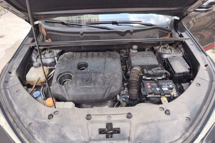 Used CHANGAN CS75 PLUS 2020 1.5T Automatic Luxury Version Engine Bay