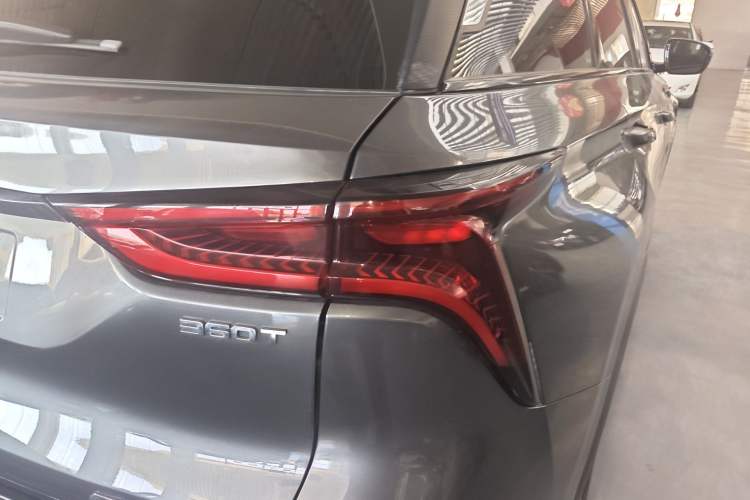 Used CHANGAN CS75 PLUS 2020 2.0T Automatic Flagship Edition Exterior 3