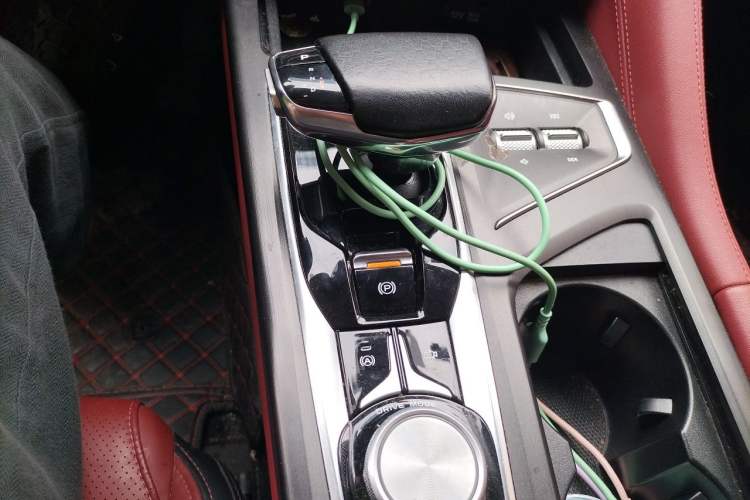 Used CHANGAN CS75 PLUS 2020 2.0T Automatic Pilot Version Gear Lever