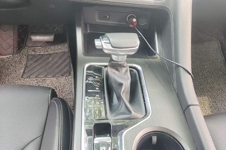 Used CHANGAN CS75 PLUS 2020 1.5T Automatic Prestige Edition Gear Lever