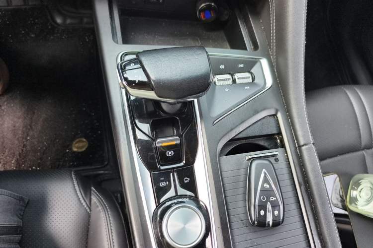 Used CHANGAN CS75 PLUS 2020 2.0T Automatic Flagship Edition Gear Lever