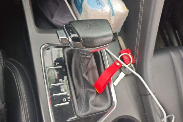 Used CHANGAN CS75 PLUS 2020 1.5T Automatic Prestige Edition Gear Lever