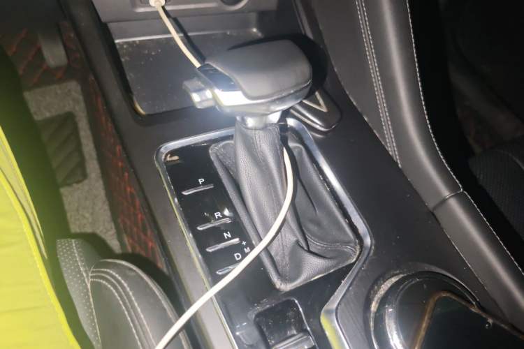 Used CHANGAN CS75 PLUS 2020 1.5T Automatic Prestige Edition Gear Lever