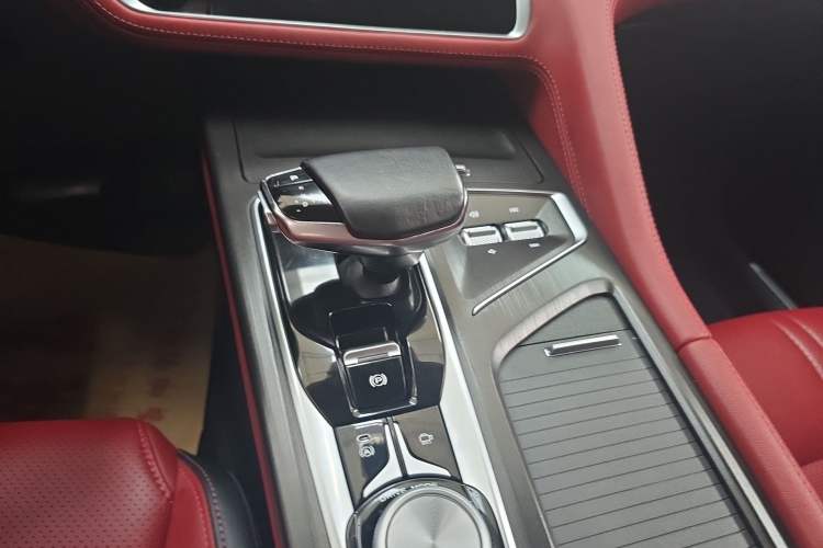 Used CHANGAN CS75 PLUS 2020 2.0T Automatic Pilot Version Gear Lever