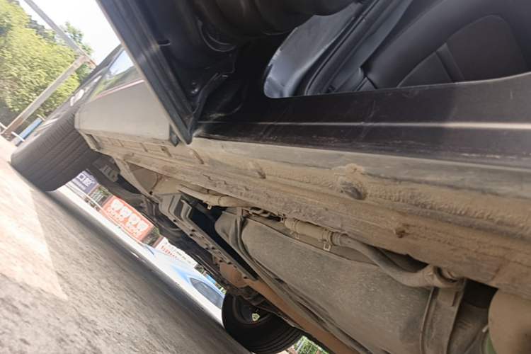 Used CHANGAN CS75 PLUS 2020 1.5T Automatic Luxury Version Left Side Sill