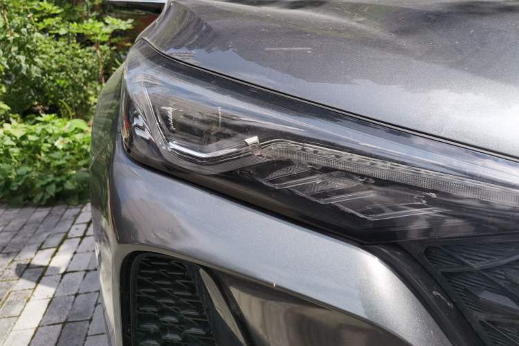 Used CHANGAN CS75 PLUS 2020 2.0T Automatic Flagship Edition Right Front Headlight