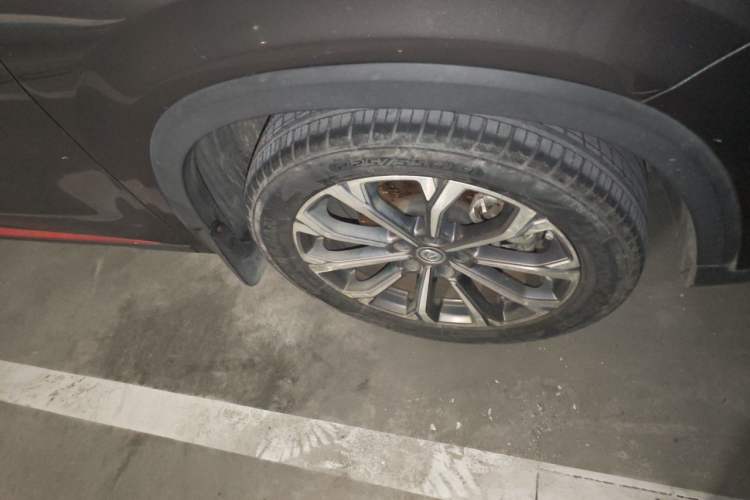 Used CHANGAN CS75 PLUS 2020 2.0T Automatic Flagship Edition Right Front Wheel Hub