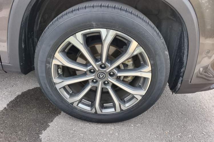 Used CHANGAN CS75 PLUS 2020 2.0T Automatic Flagship Edition Right Front Wheel Hub