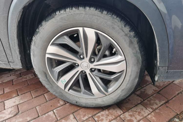 Used CHANGAN CS75 PLUS 2020 1.5T Automatic Luxury Version Right Front Wheel Hub
