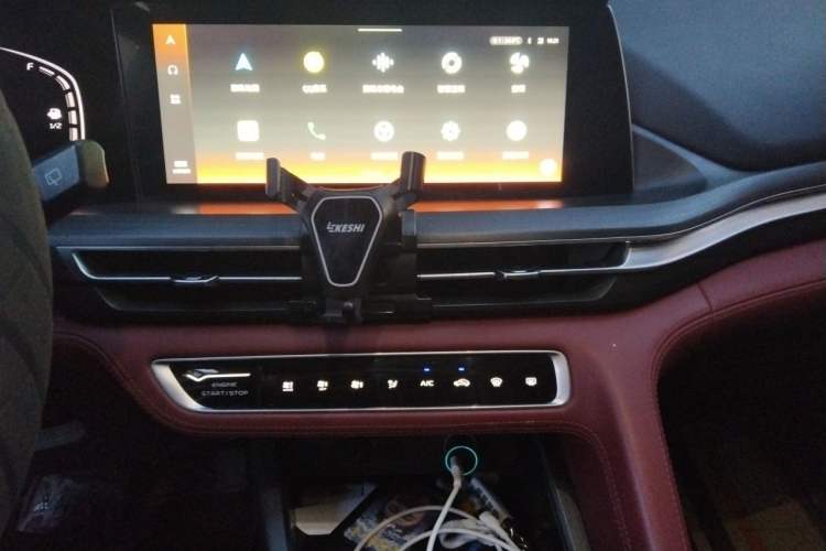 Used CHANGAN CS75 PLUS 2020 1.5T Automatic Luxury Version Audio And AC Panel