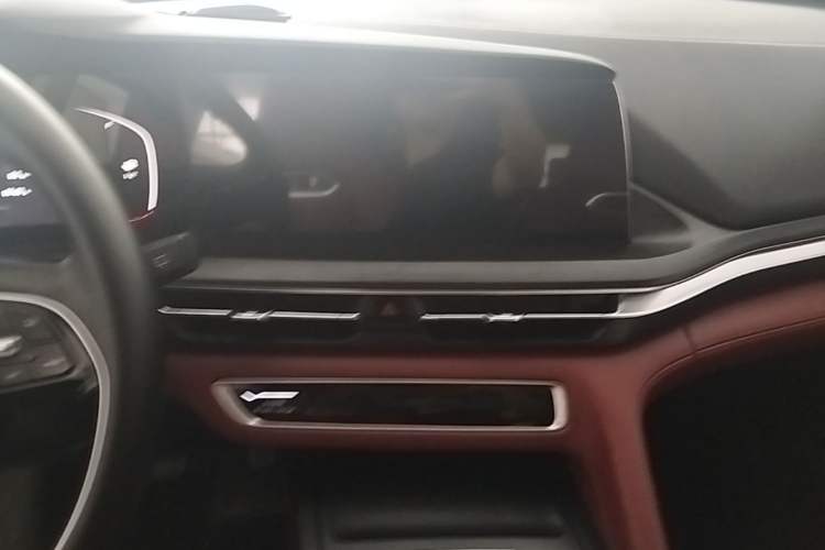 Used CHANGAN CS75 PLUS 2020 2.0T Automatic Pilot Version Audio And AC Panel