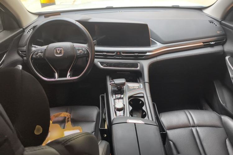 Used CHANGAN CS75 PLUS 2020 2.0T Automatic Pilot Version Center Console