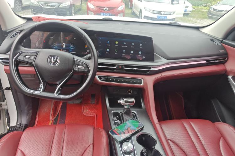 Used CHANGAN CS75 PLUS 2020 1.5T Automatic Luxury Version Center Console