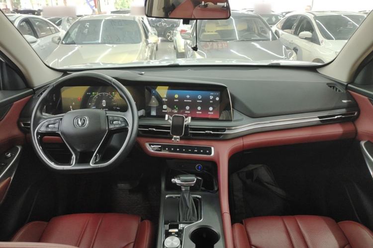 Used CHANGAN CS75 PLUS 2020 1.5T Automatic Luxury Version Center Console