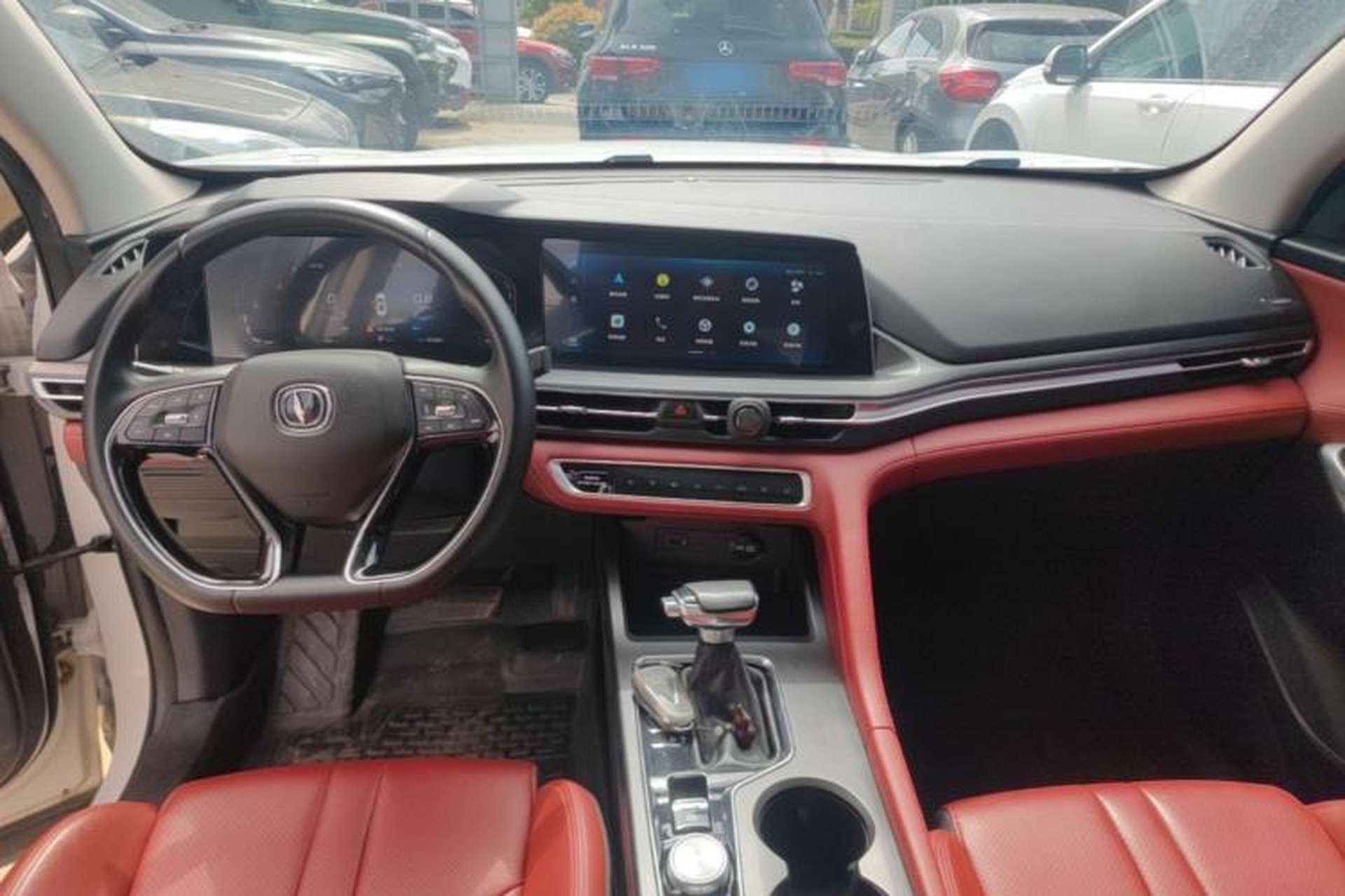 Used CHANGAN CS75 PLUS 2020 1.5T Automatic Luxury Version Center Console