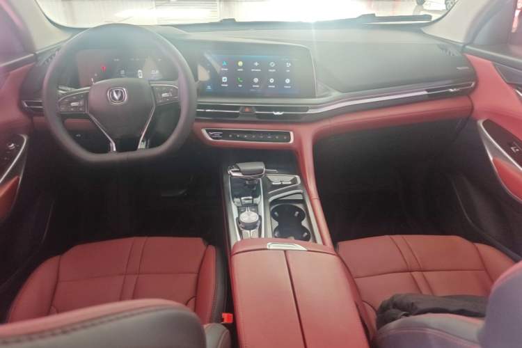 Used CHANGAN CS75 PLUS 2020 2.0T Automatic Pilot Version Center Console