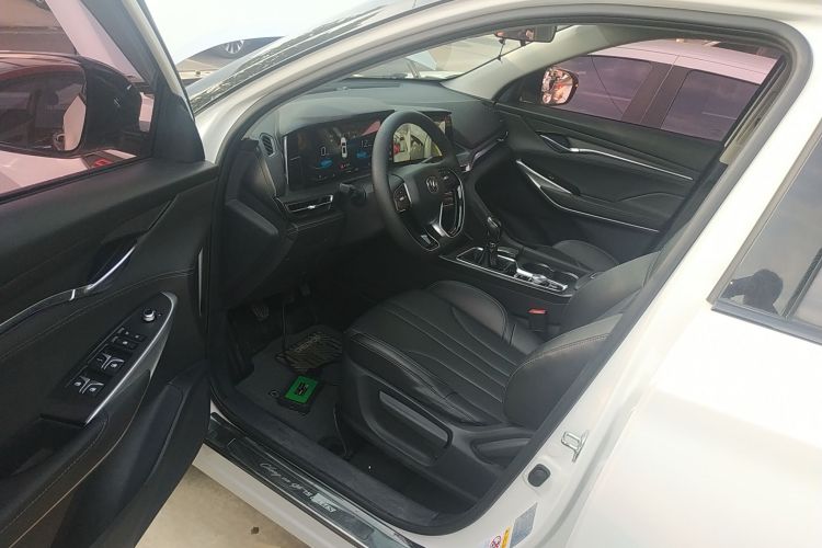 Used CHANGAN CS75 PLUS 2020 1.5T Manual Luxury Version Driver Seat