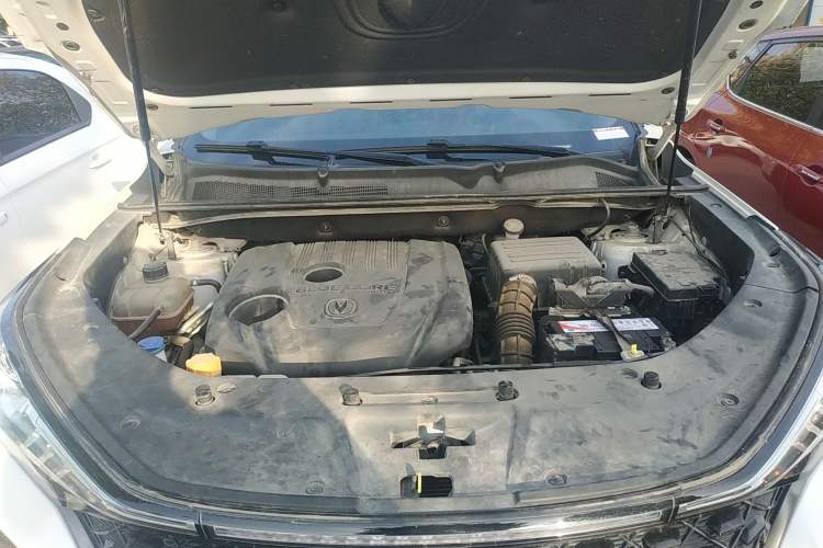 Used CHANGAN CS75 PLUS 2020 1.5T Manual Luxury Version Engine Bay