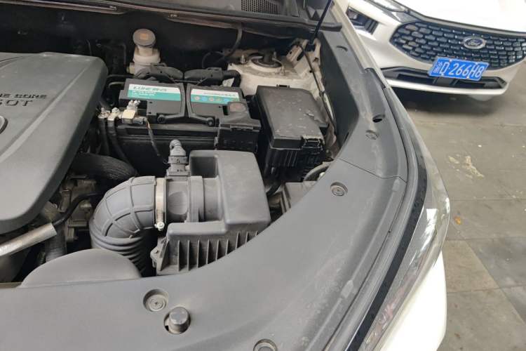 Used CHANGAN CS75 PLUS 2020 2.0T Automatic Flagship Edition Engine Bay Left