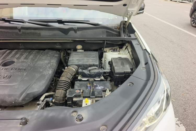 Used CHANGAN CS75 PLUS 2020 1.5T Automatic Luxury Version Engine Bay Left