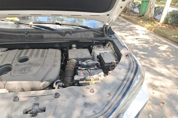 Used CHANGAN CS75 PLUS 2020 1.5T Automatic Luxury Version Engine Bay Left