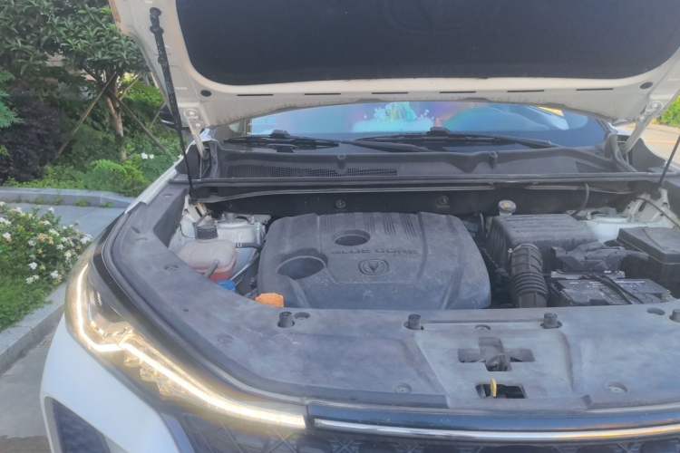 Used CHANGAN CS75 PLUS 2020 1.5T Automatic Prestige Edition Engine Bay Right