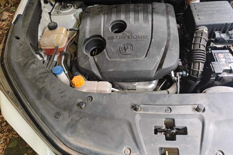 Used CHANGAN CS75 PLUS 2020 1.5T Automatic Prestige Edition Engine Bay Right