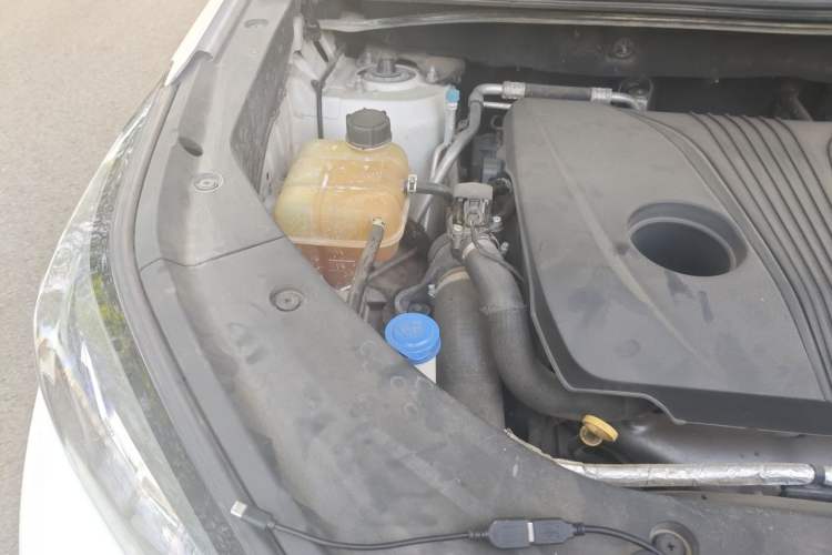 Used CHANGAN CS75 PLUS 2020 2.0T Automatic Pilot Version Engine Bay Right