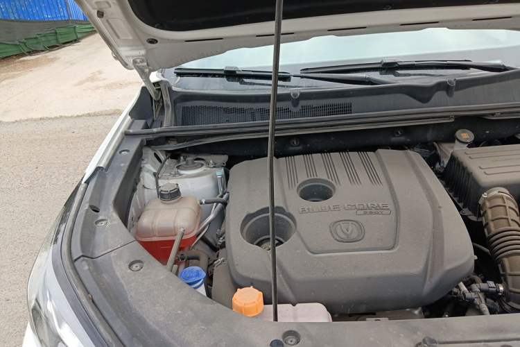 Used CHANGAN CS75 PLUS 2020 1.5T Automatic Luxury Version Engine Bay Right