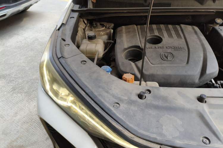 Used CHANGAN CS75 PLUS 2020 1.5T Automatic Luxury Version Engine Bay Right
