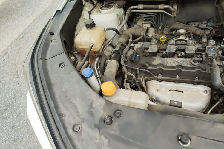 Used CHANGAN CS75 PLUS 2020 1.5T Automatic Prestige Edition Engine Bay Right