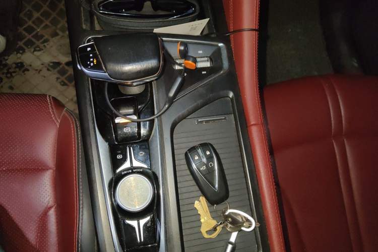 Used CHANGAN CS75 PLUS 2020 2.0T Automatic Pilot Version Gear Lever