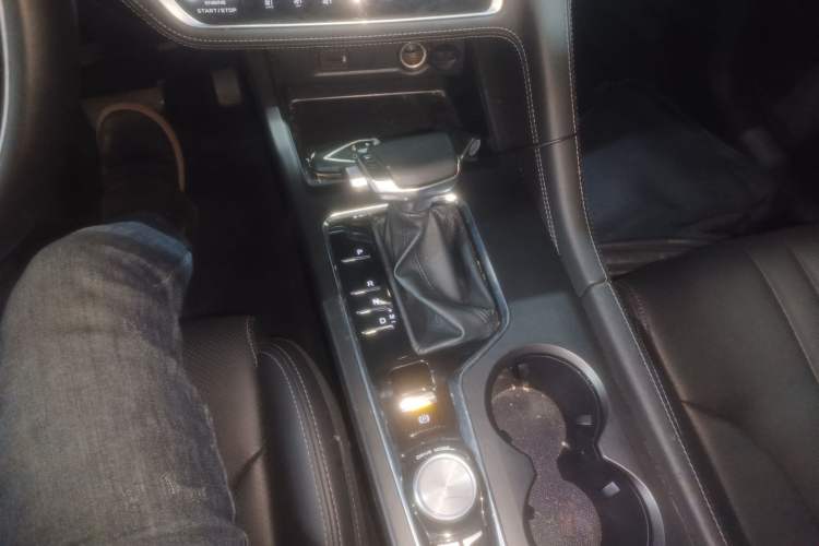 Used CHANGAN CS75 PLUS 2020 1.5T Automatic Luxury Version Gear Lever