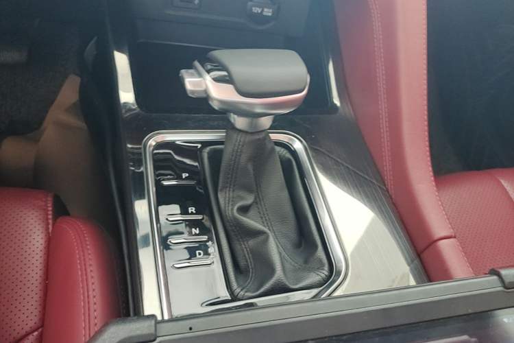 Used CHANGAN CS75 PLUS 2020 1.5T Automatic Luxury Version Gear Lever