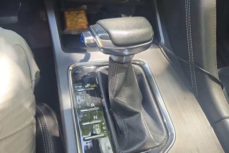 Used CHANGAN CS75 PLUS 2020 1.5T Automatic Prestige Edition Gear Lever