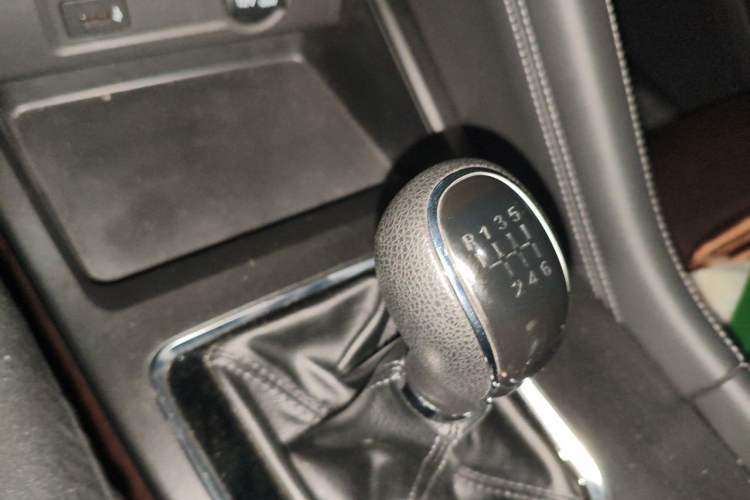 Used CHANGAN CS75 PLUS 2020 1.5T Manual Luxury Version Gear Lever