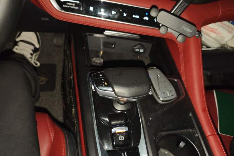 Used CHANGAN CS75 PLUS 2020 2.0T Automatic Pilot Version Gear Lever