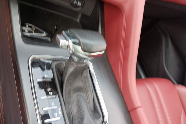 Used CHANGAN CS75 PLUS 2020 1.5T Automatic Luxury Version Gear Lever