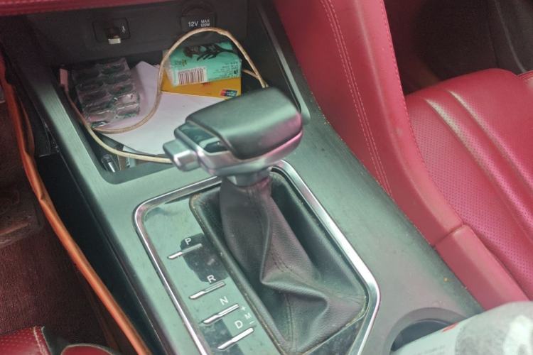 Used CHANGAN CS75 PLUS 2020 1.5T Automatic Luxury Version Gear Lever