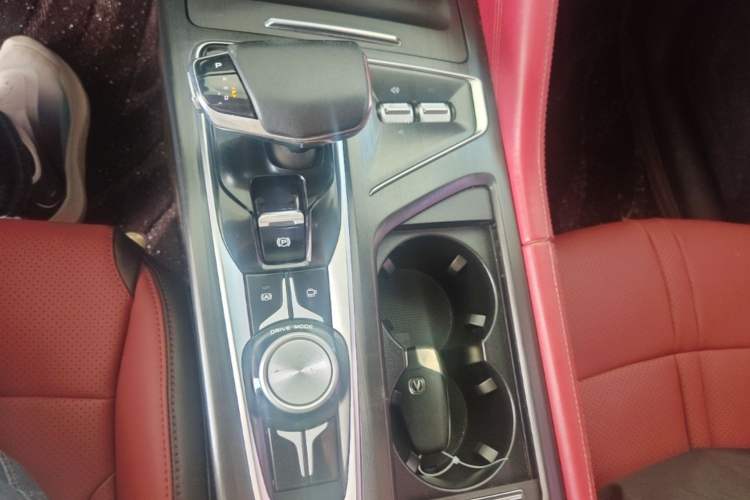Used CHANGAN CS75 PLUS 2020 2.0T Automatic Pilot Version Gear Lever