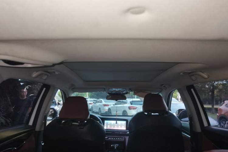 Used CHANGAN CS75 PLUS 2020 1.5T Automatic Luxury Version Headliner