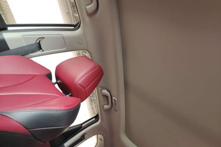 Used CHANGAN CS75 PLUS 2020 1.5T Automatic Luxury Version Headliner