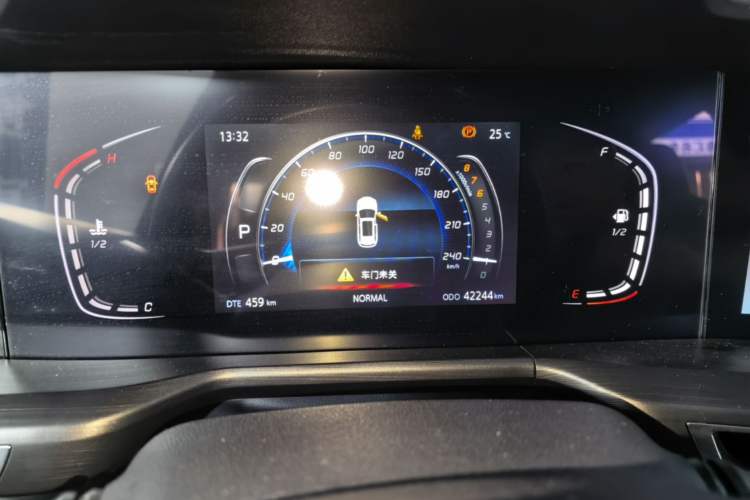 Used CHANGAN CS75 PLUS 2020 1.5T Automatic Luxury Version Instrument Cluster